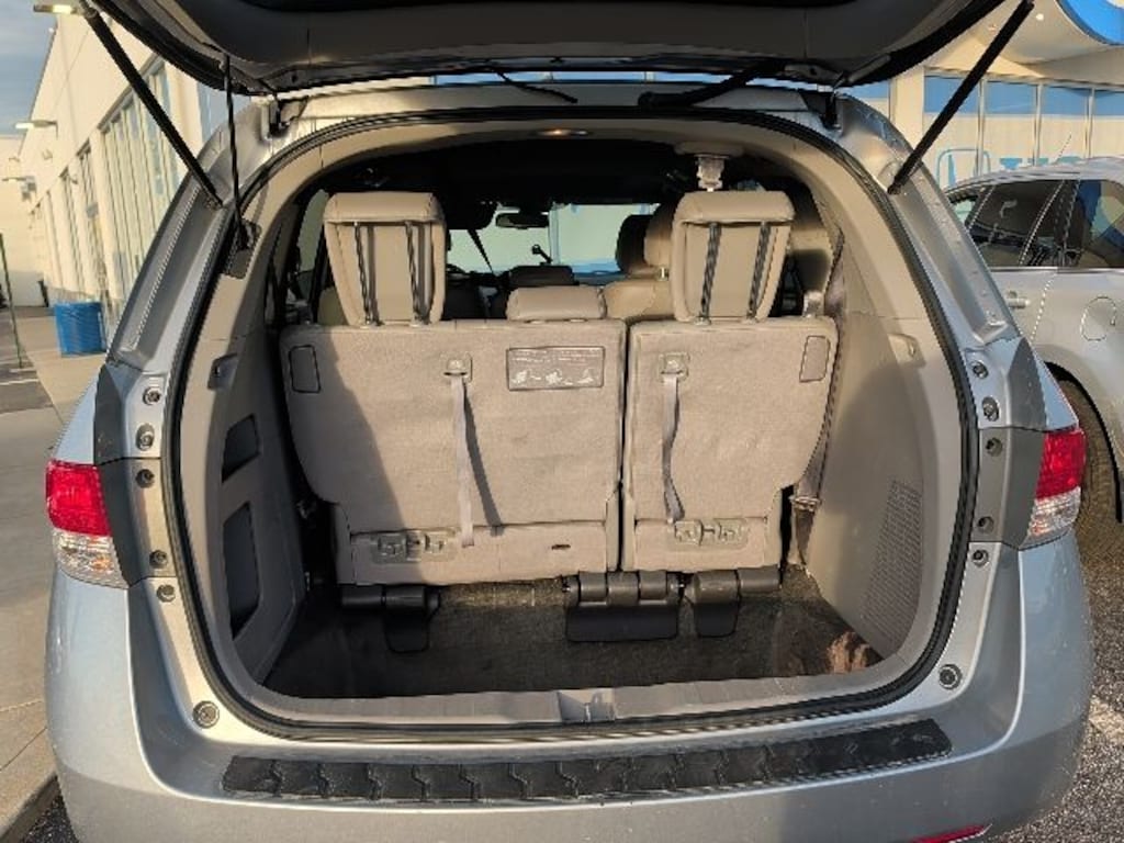 Used 2017 Honda Odyssey EX-L Van