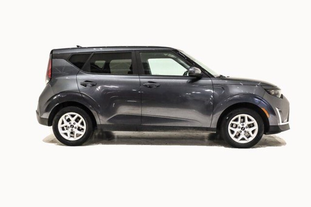 Used 2023 Kia Soul LX Hatchback