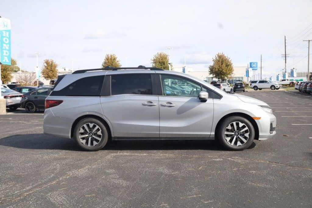 New 2026 Honda Odyssey EX-L Van Passenger