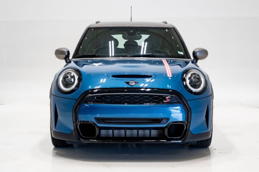 Used 2023 MINI Hardtop 4 Door Signature Hatchback