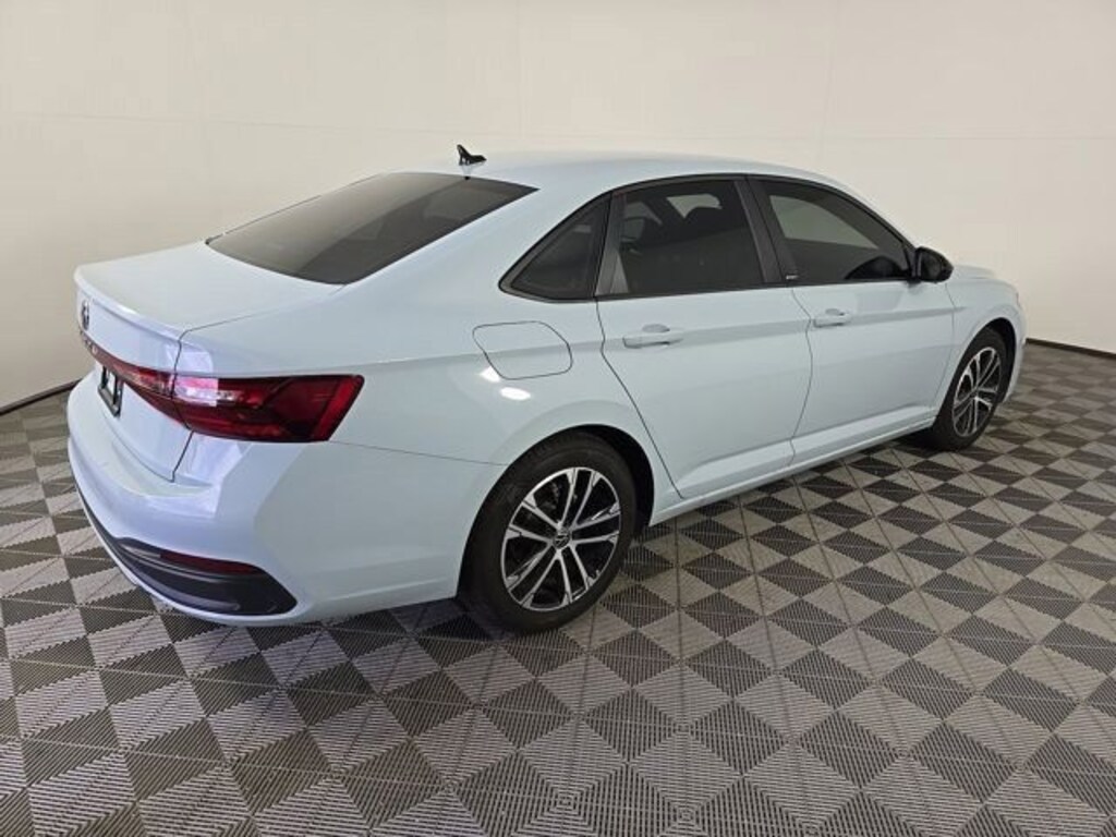 Used 2025 Volkswagen Jetta 1.5T Sport Sedan