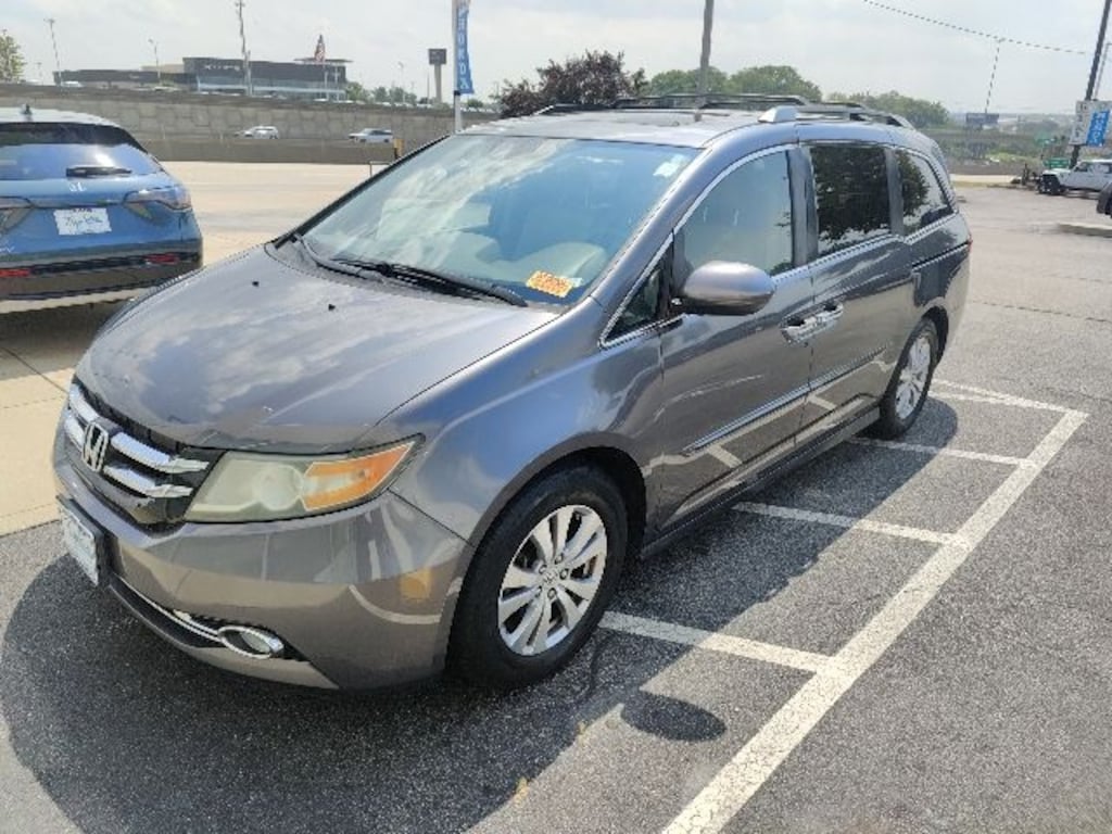 Used 2016 Honda Odyssey EX-L Van Passenger Van