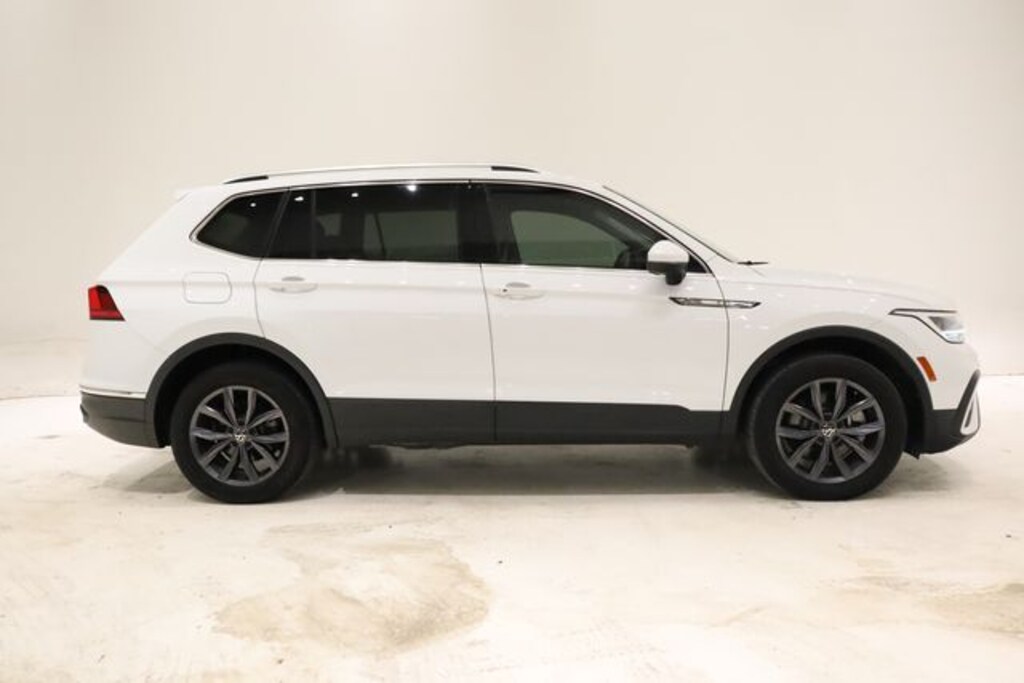 Used 2022 Volkswagen Tiguan 2.0T SE SUV