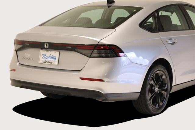 2025 Honda Accord SE - Photo 6