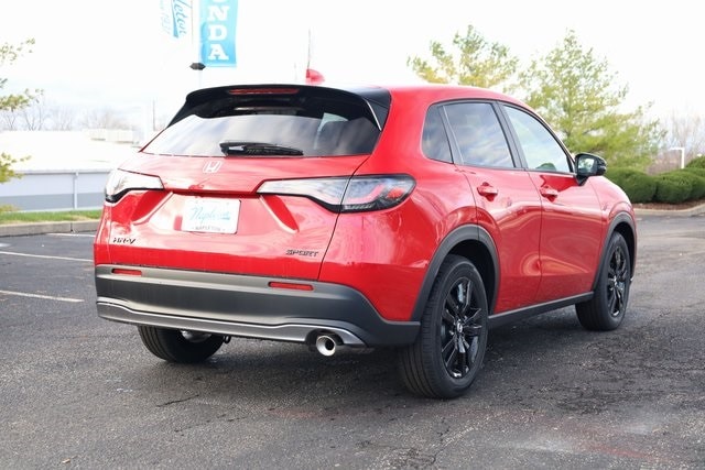 2026 Honda HR-V Sport photo 4