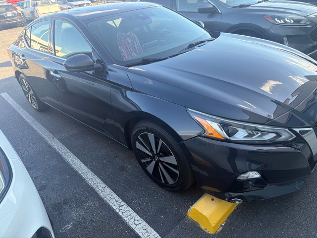 Used 2019 Nissan Altima 2.5 SV Sedan