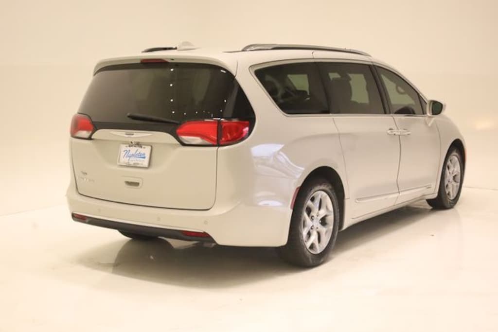 Used 2019 Chrysler Pacifica Touring L Plus Van Passenger Van