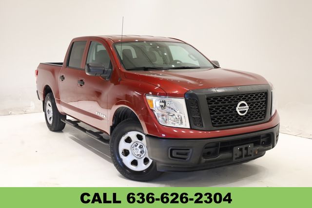 2017 Nissan Titan S's photo