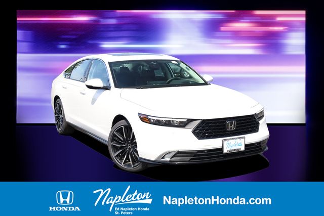 2026 Honda Accord Hybrid Touring's photo
