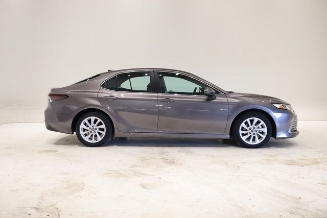 2024 Toyota Camry LE photo 3