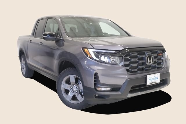 2025 Honda Ridgeline TrailSport photo 2