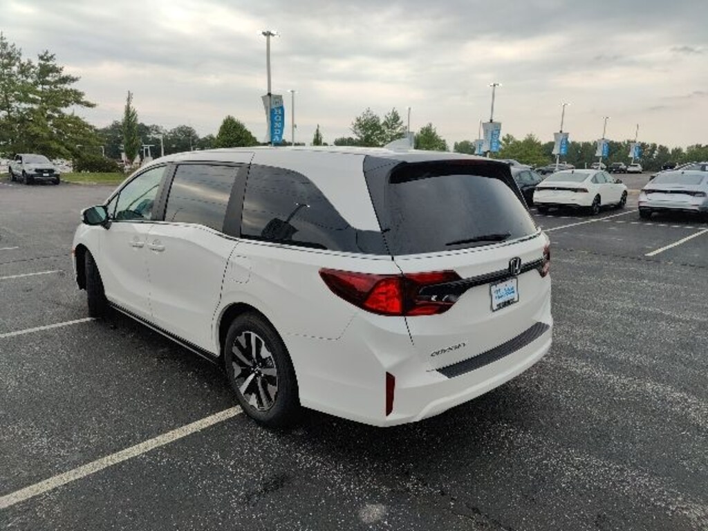 New 2026 Honda Odyssey EX-L Van Passenger