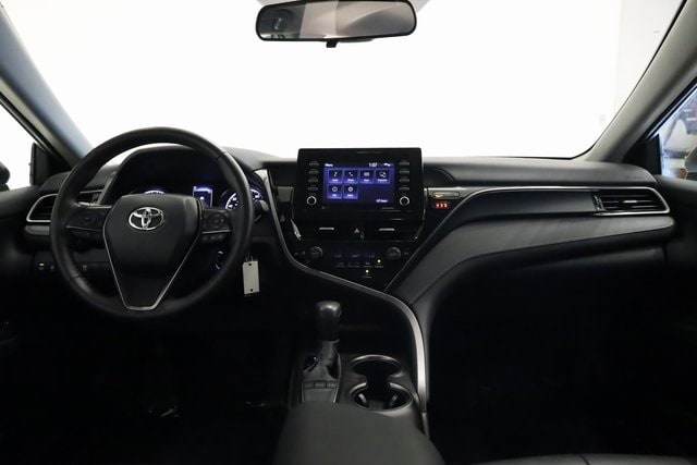 2024 Toyota Camry SE photo 12