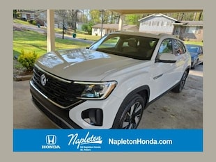 2025 Volkswagen Atlas Cross Sport 2.0T SE w/Technology SUV