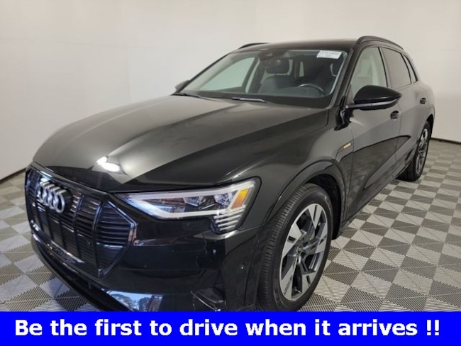 2021 Audi e-tron Premium SUV 2021 Audi e-tron Premium SUV