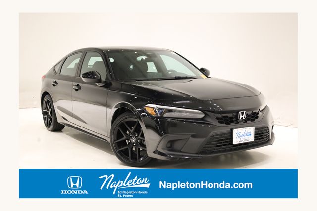 2024 Honda Civic Hatchback Sport's photo