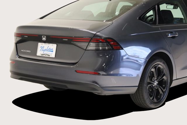 2025 Honda Accord SE - Photo 6
