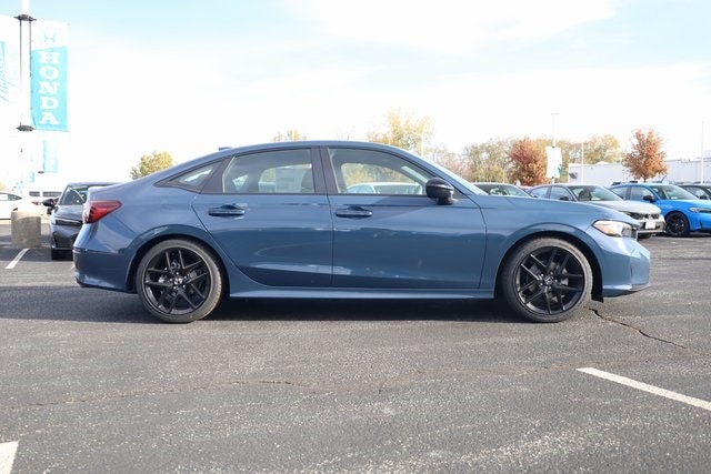 2026 Honda Civic Sport photo 3