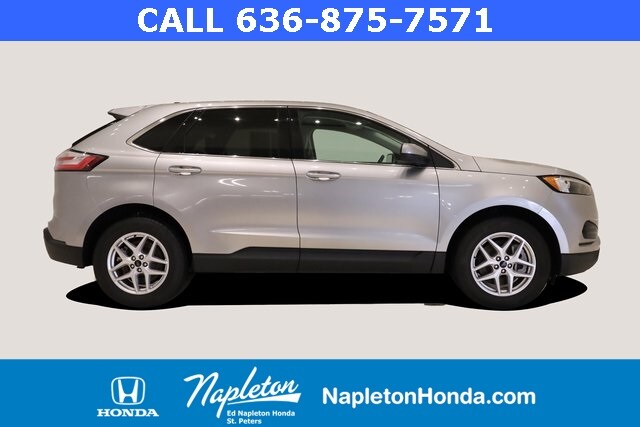 2023 Ford Edge SEL photo 4
