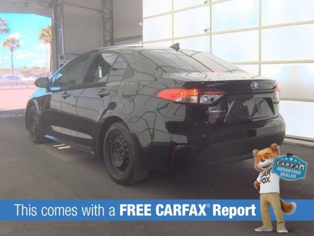 Used 2022 Toyota Corolla LE Sedan