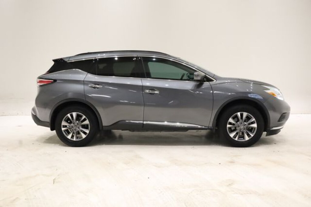 Used 2017 Nissan Murano SV SUV