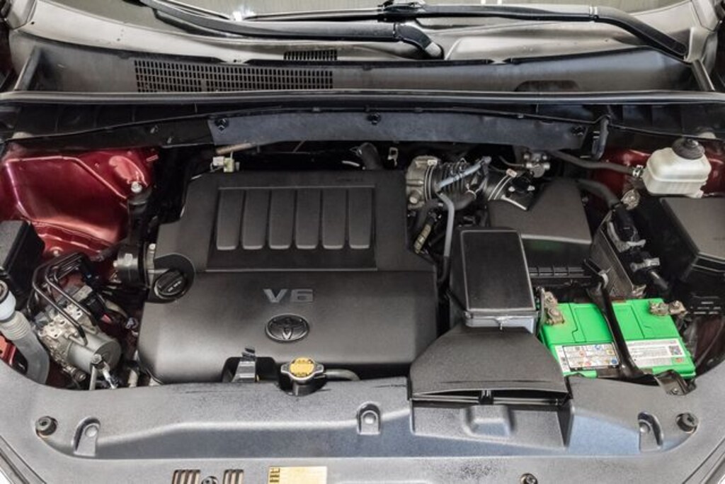 Used 2014 Toyota Highlander XLE V6 SUV