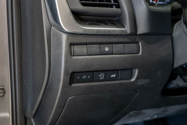 2025 Nissan Rogue SV - Photo 13