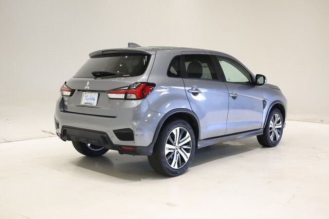 2024 Mitsubishi Outlander Sport ES photo 4