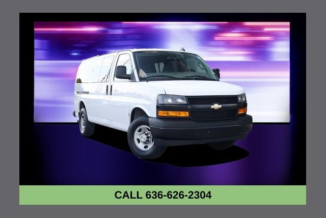 2023 Chevrolet Express Passenger LS's photo