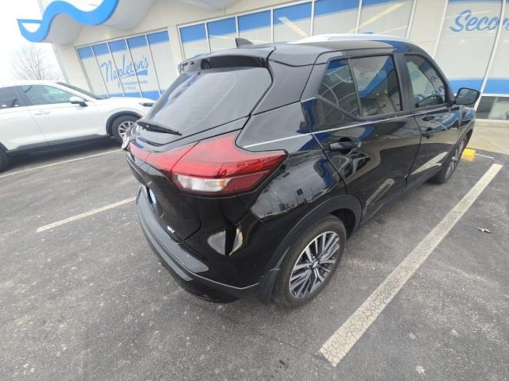 Used 2021 Nissan Kicks SV SUV