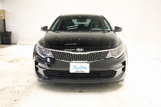 2016 Kia Optima EX photo 2