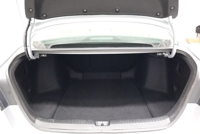 2025 Honda Accord SE - Photo 23