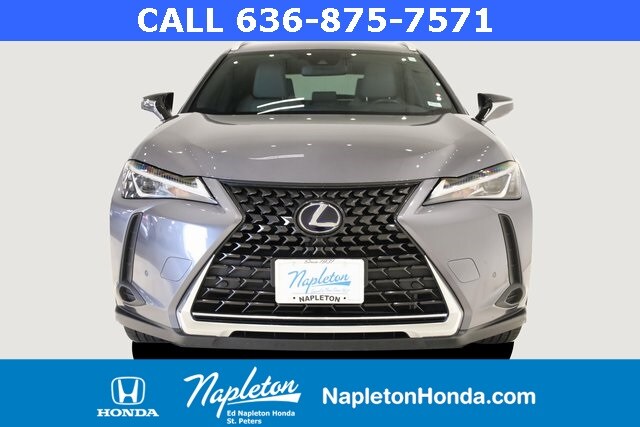 2021 Lexus UX 250h photo 3
