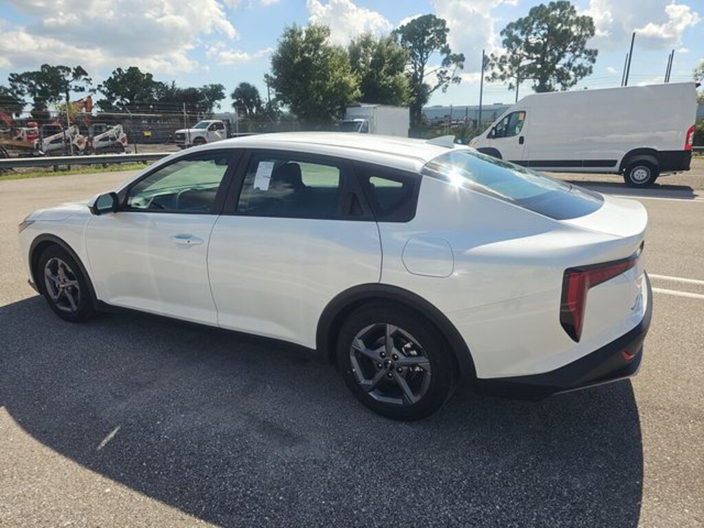 Used 2025 Kia K4 LXS Sedan
