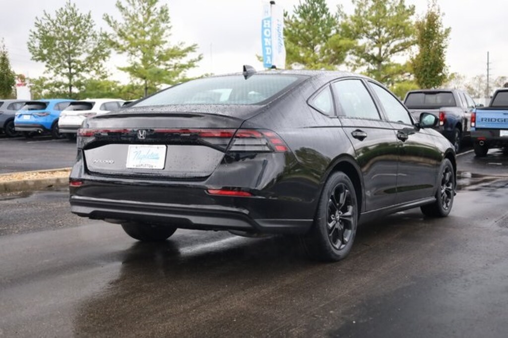 New 2025 Honda Accord SE Sedan