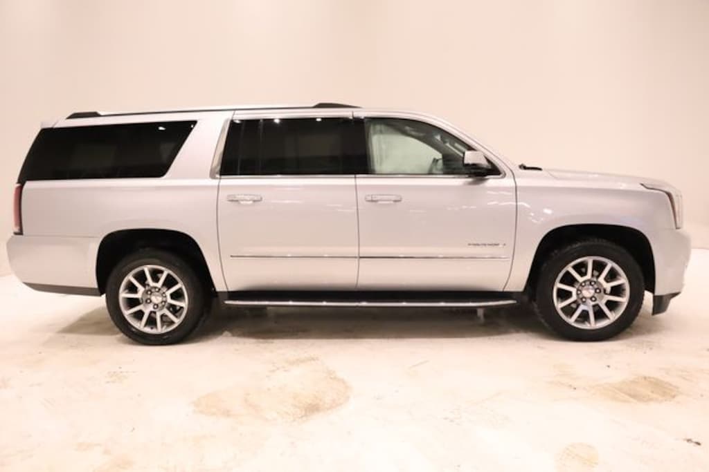 Used 2020 GMC Yukon XL Denali SUV
