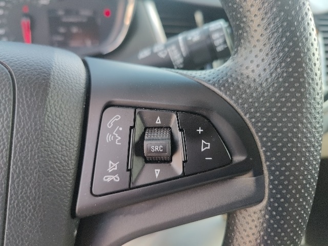 2021 Chevrolet Trax LS photo 14