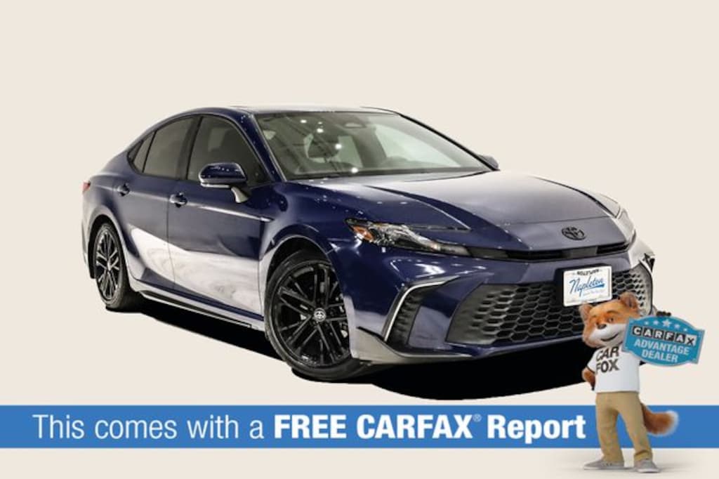 Used 2025 Toyota Camry SE Sedan
