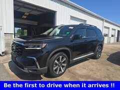 2023 Honda Pilot Touring SUV