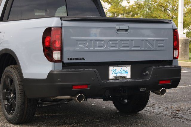 2026 Honda Ridgeline Black Edition - Photo 8