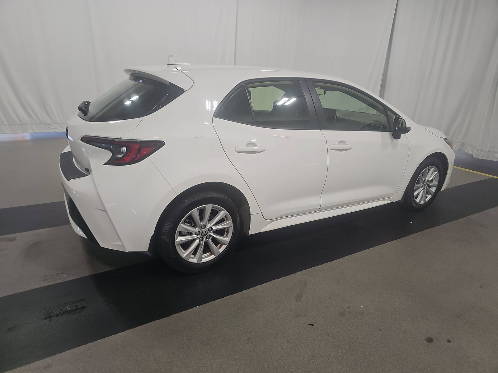Used 2025 Toyota Corolla Hatchback SE Hatchback