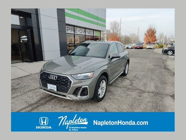 2023 Audi Q5 Premium's photo