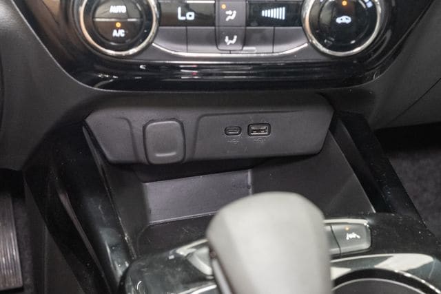 2025 Chevrolet Trax LT - Photo 21