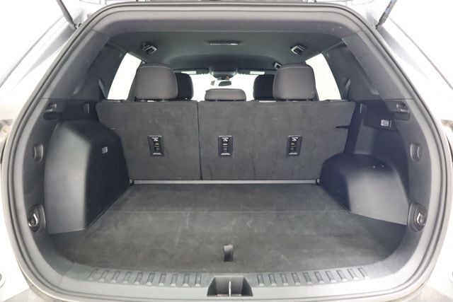 2025 Chevrolet Equinox LT - Photo 28