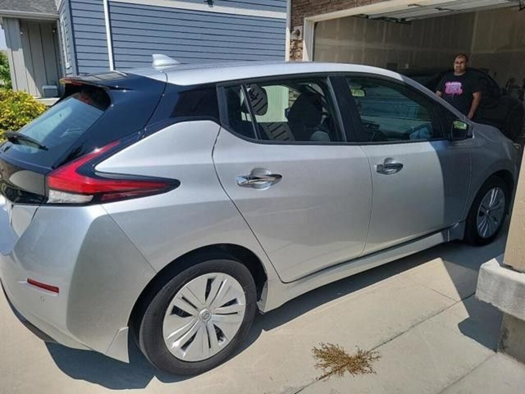 Used 2025 Nissan LEAF S Hatchback