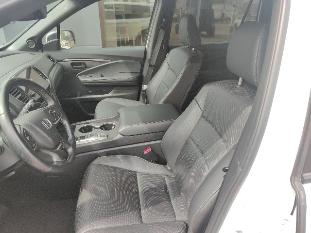 2024 Honda Passport EX-L photo 24