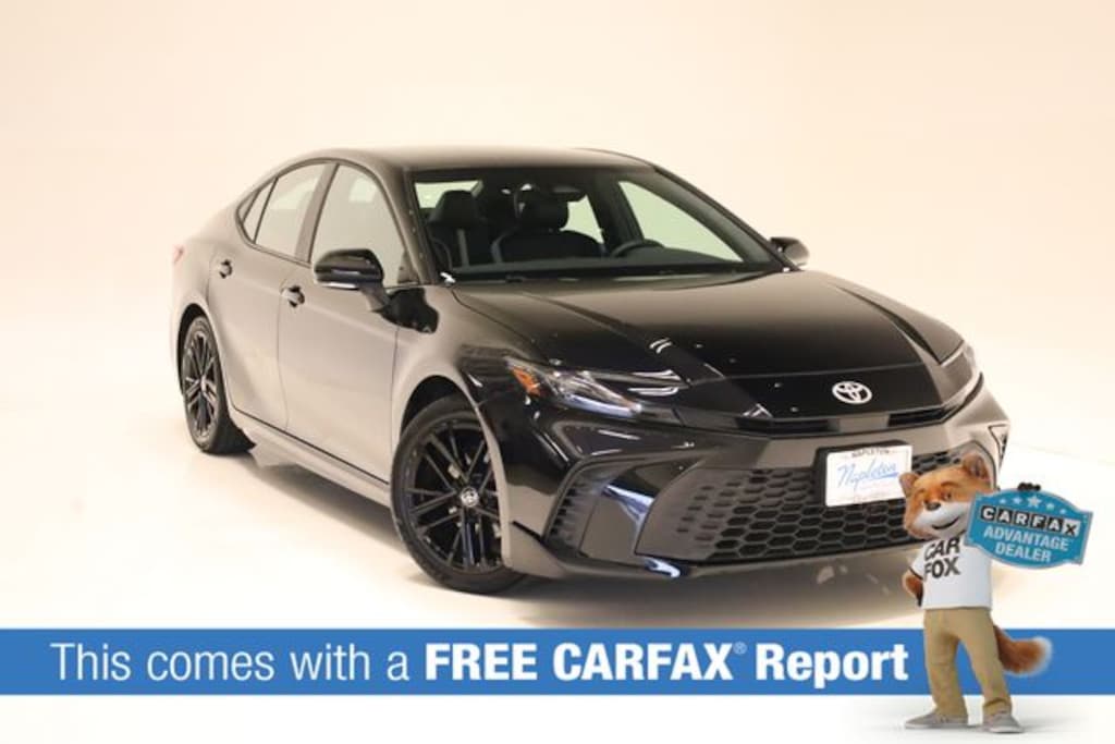 Used 2025 Toyota Camry SE Sedan