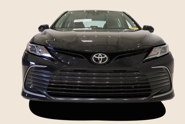 Used 2021 Toyota Camry LE with VIN 4T1C11AK1MU452775 for sale in Saint Peters, MO