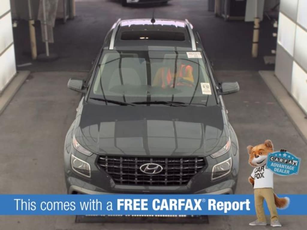 Used 2025 Hyundai Venue SEL SUV