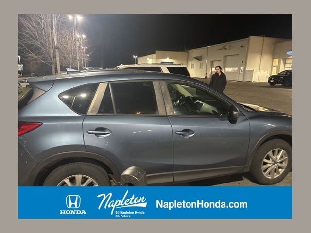 2016 Mazda CX-5 Touring's photo